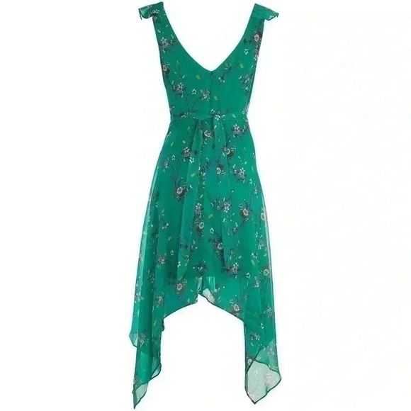 Emma & Michelle | Green Ruffle V-Neck Dress NWT - Picture 2 of 2